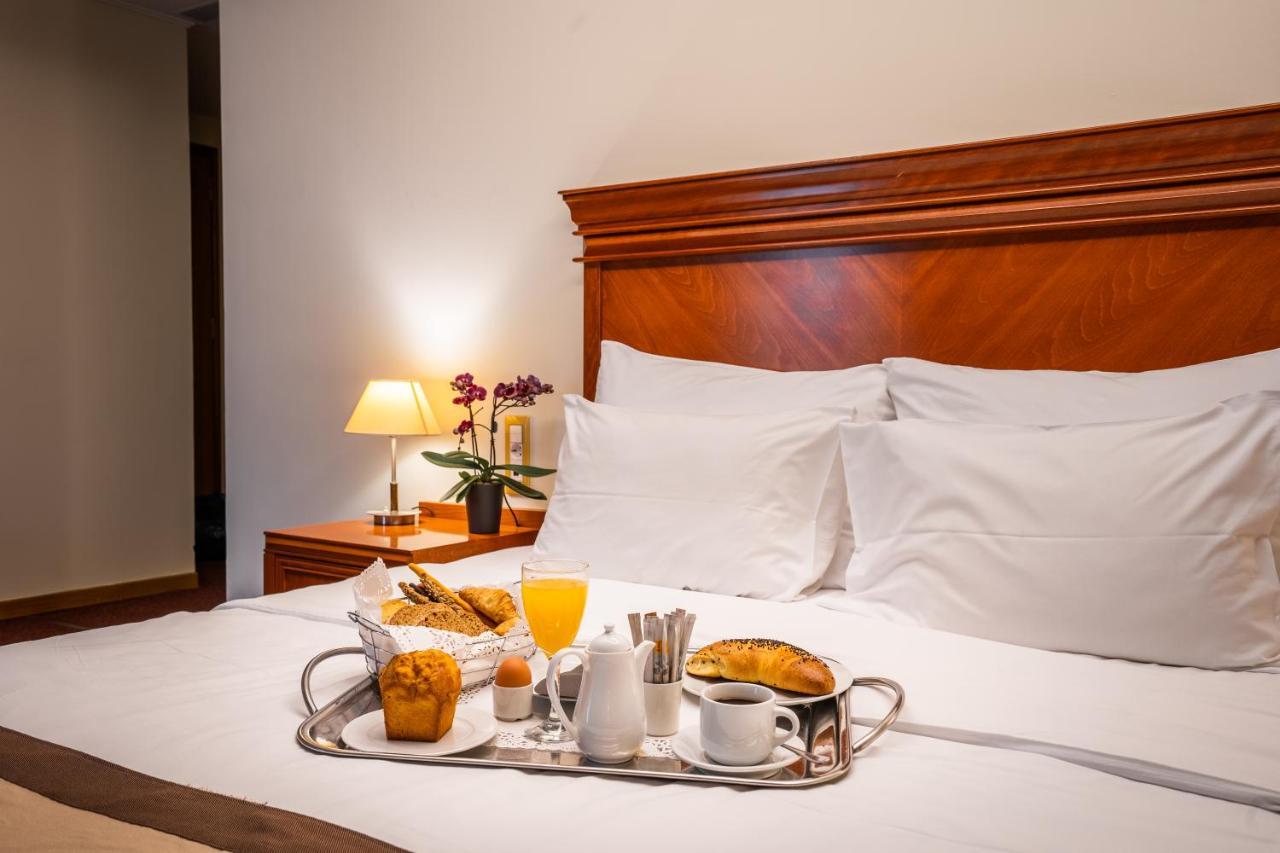Hotel Ilissos Ateny Zewnętrze zdjęcie